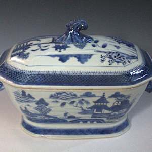 Tureen by Unknown, China, Image 1.
