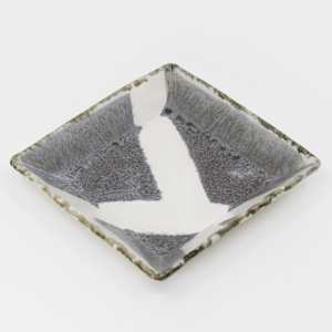 24082  4.5" Square Beveled Dish by Sandy Miller
