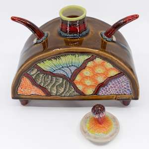 25008 Spanning Out (Lidded Vessel) by Sandy Miller  Image: FRONT - Lid removed