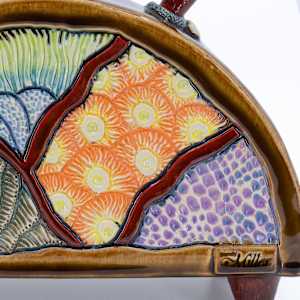 25008 Spanning Out (Lidded Vessel) by Sandy Miller  Image: FRONT - Detail & Signature