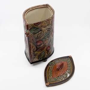 25009 Diamond Sculptural Lidded Vessel by Sandy Miller  Image: SIDE VIEW - Lid removed