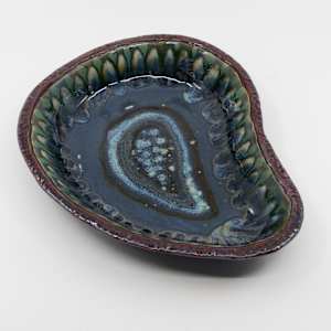 25028 Kidney Serving Dish by Sandy Miller 