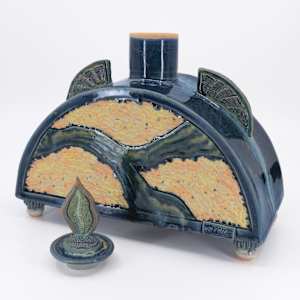 25038 - Sculptural Lidded Vessel by Sandy Miller  Image: LID OFF