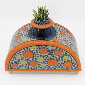 25042 - Dotted (Sculptural Vase) by Sandy Miller
