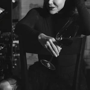 Ligia Urroz by Marisol Cid González, Image 3.