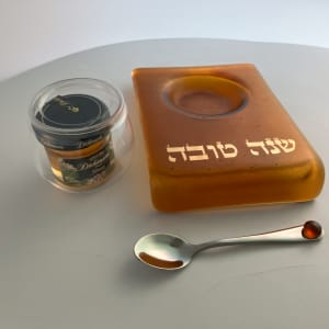 Honey Dish #32 by Shayna Heller