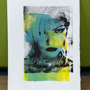 Electric Stillness by Maria Lankina 