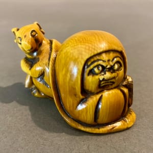 Netsuke - Daruma and mouse by Masayuki