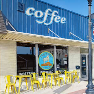 Big Rock Coffee Shop by David Andres