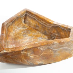 stone earth tone centerpiece by Robin Antar 