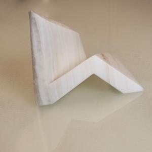 RARE WHITE ONYX FIGURE by Robin Antar