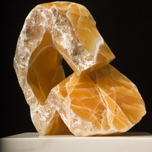 STONE SCULPTURE SHOWING SOMEONE THINKING, THE THINKER by Robin Antar 