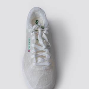 REBOOK SNEAKER by Robin Antar 