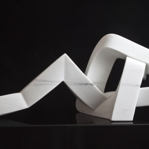 STONE KNOTS OF LIFE D KNOT 2 by Robin Antar