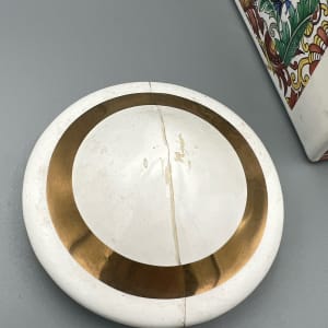Lidded Vessel with Dogs by Jonathan Kaplan 