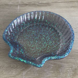 Large Scallop Shell Tray - Mermaid Glitter by Colorvine by Kelsey 