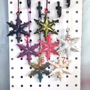 Small Resin Snowflake Ornaments by Colorvine by Kelsey  Image: snowflake B