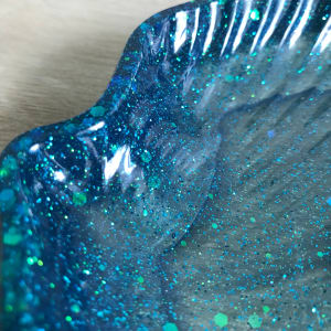 Dark Mermaid Scallop Shell Tray by Colorvine by Kelsey 