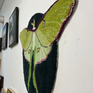 Luna by Holly Friesen  Image: side view