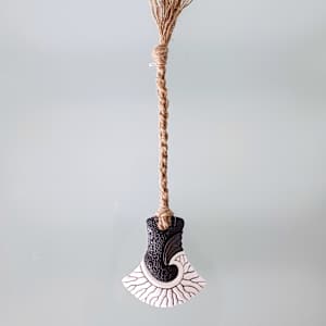 Hammerhead L II (small) by Jo Richards Hooker Artist, Image 3.