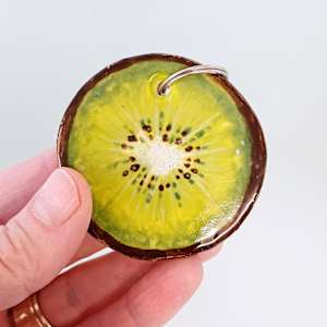 Key Ring - Kiwifruit by Jo Richards Hooker Artist 