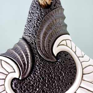 Whale Tail LVIII (large) by Jo Richards Hooker Artist 