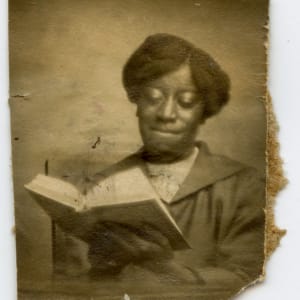 Reading Portrait by Howard (Madisonville, KY)