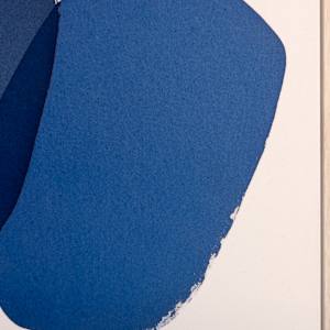 blues & maroon by Simone Christen  Image: close up