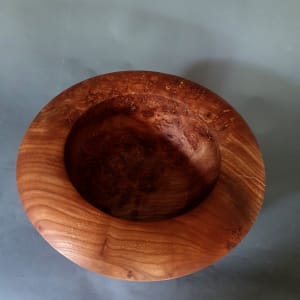 burr elm bowl 2020_2 by Simon King 