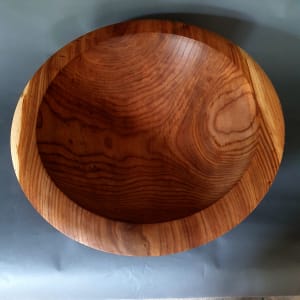 elm bowl 2021_1 by Simon King  Image: large elm bowl