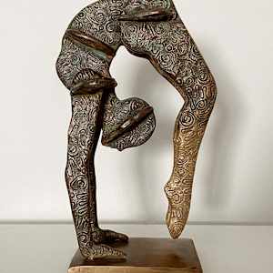 Back Bend (2) by helena