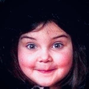Lily by Aingilin Timmins