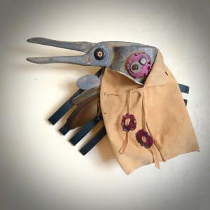 Squeeze n' Squawk by Sam Louras