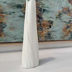 Nikau Series 2024 #1 by Michelle Huizinga