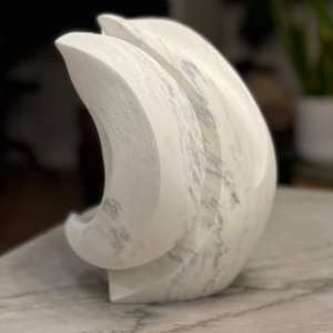 Swirl Vessel by Bill Usher 