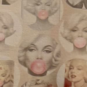 Bubbly Miss Marilyn by Curtis DIckman  Image: Pixel view
