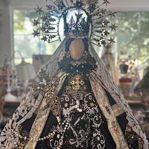 Virgen de la Soledad by Susana Ramos 
