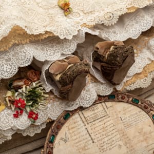 Monja Coronada by Susana Honold Ramos 