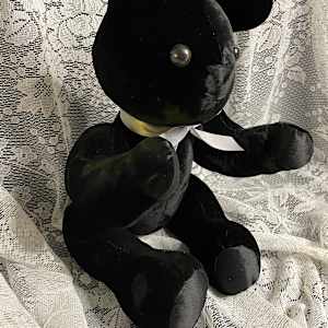Jointed Bear Black by Susan Detroy 