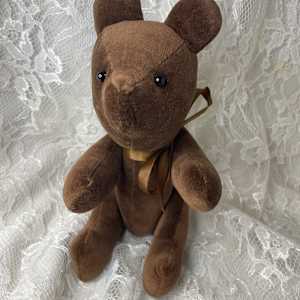 Velveteen Sachet Bear, Brown, Jointed by Susan Detroy 