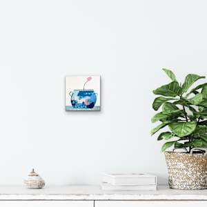 Peeping Daisies by Robin Kerr  Image: In situ