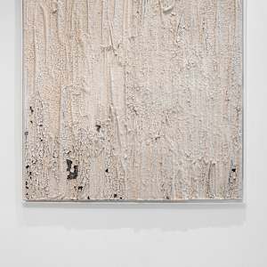 Crack on black by Ara Koh