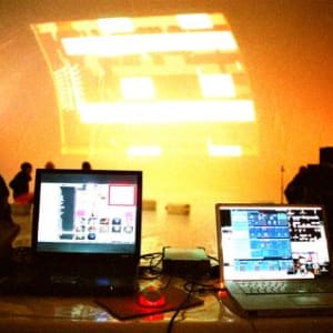 Das Luftding  Image: Equipment to play live video