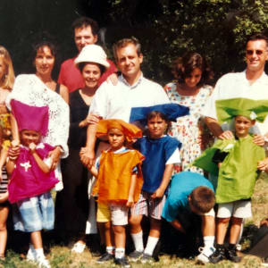 Autobiographic Pictures by Renee Fabbiocchi  Image: 1996, Le Querce/Italy. Thanks to Vanni Landi, I managed to present my "STELLINA" project with a fantastic seminar at "Poggio del Fuoco," at the Community of Living Ethics, and to meet the great Sergio Bartoli. The eminent psychologist of Psychosynthesis eagerly wanted to sow my New Education for children... tired of only caring for the elderly! Page 125 of my Autobiography.

1996, Le Querce/Italia. Grazie a Vanni Landi riescii a presentare con un fantastico Seminario la mia STELLINA a "Poggio del Fuoco", Comunità di Etica Vivente e a conoscere il grande Sergio Bartoli. Il grande psicologo della Psicosintesi voleva seminare FIERO la mia Nuova Educazione sui bambini...stanco di dover curare solo gli anziani! Pagina 125 Autobiografia