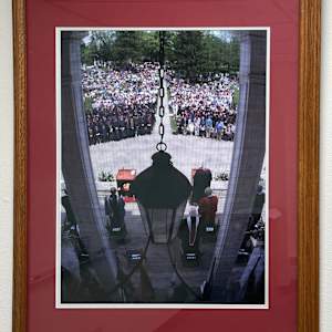 Photograph of commencement by Ric Damm