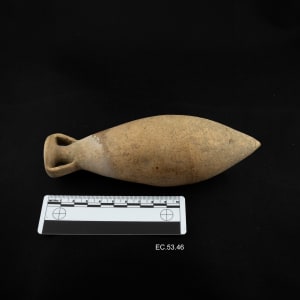 Pointed-foot amphoriskos 