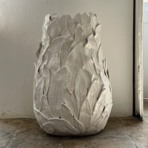 Vase Leaf 1 by Meinke Flesseman