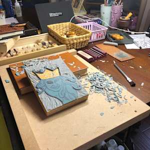 Queen by Frances Byrd  Image: Queen Lino Block WIP Carving