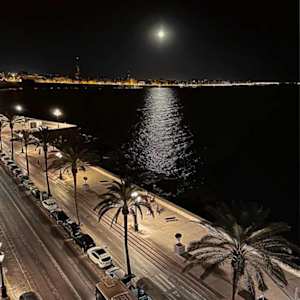 August Super Moon 2023 by Lee Cooper