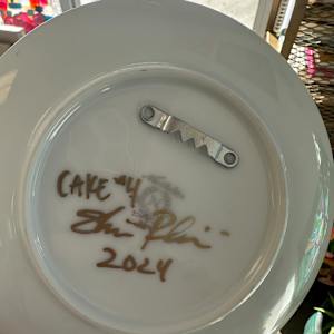 Cake #4 by Shiri Phillips 